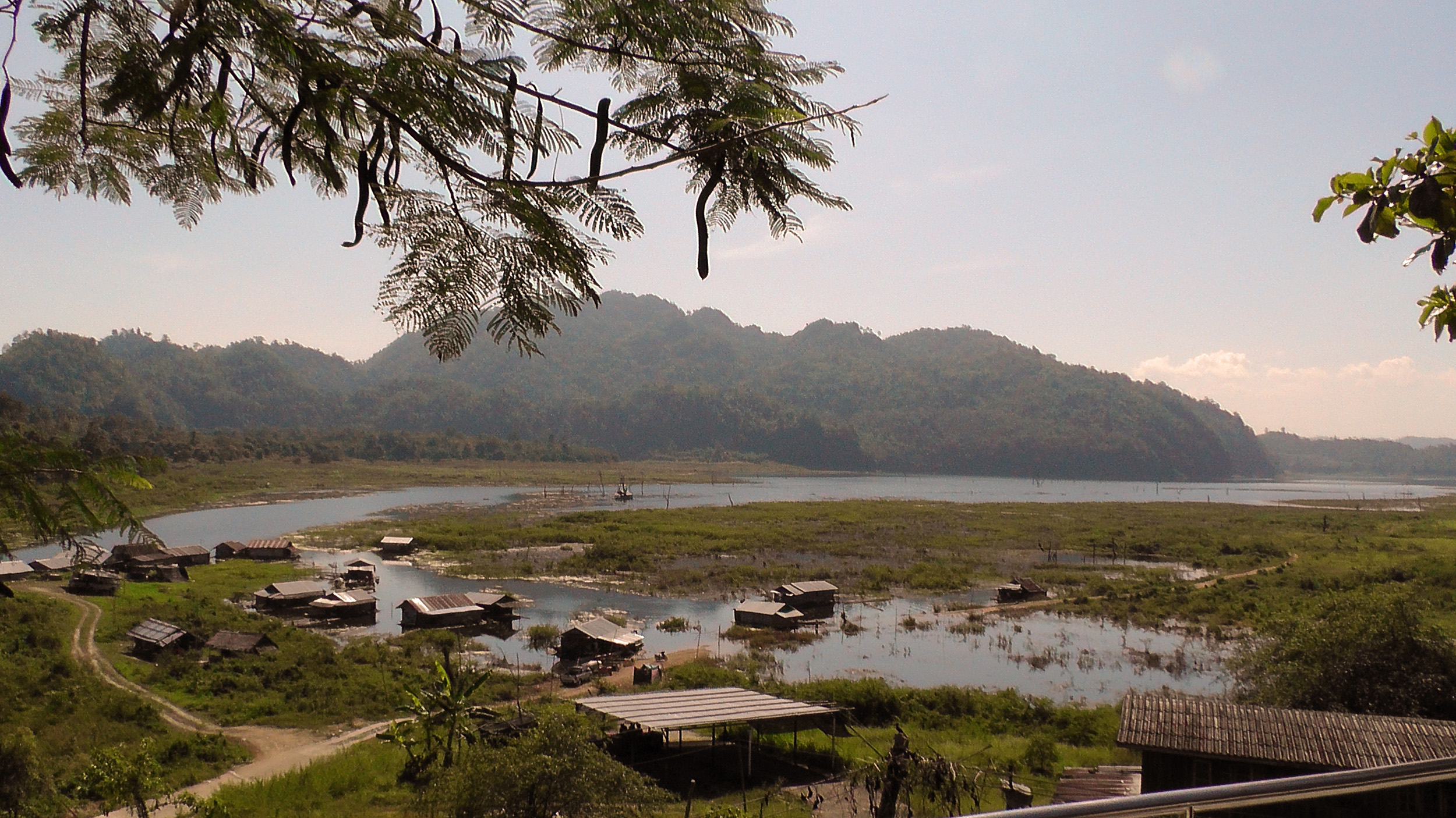 the way to the Myniamar border Sangkhlaburi