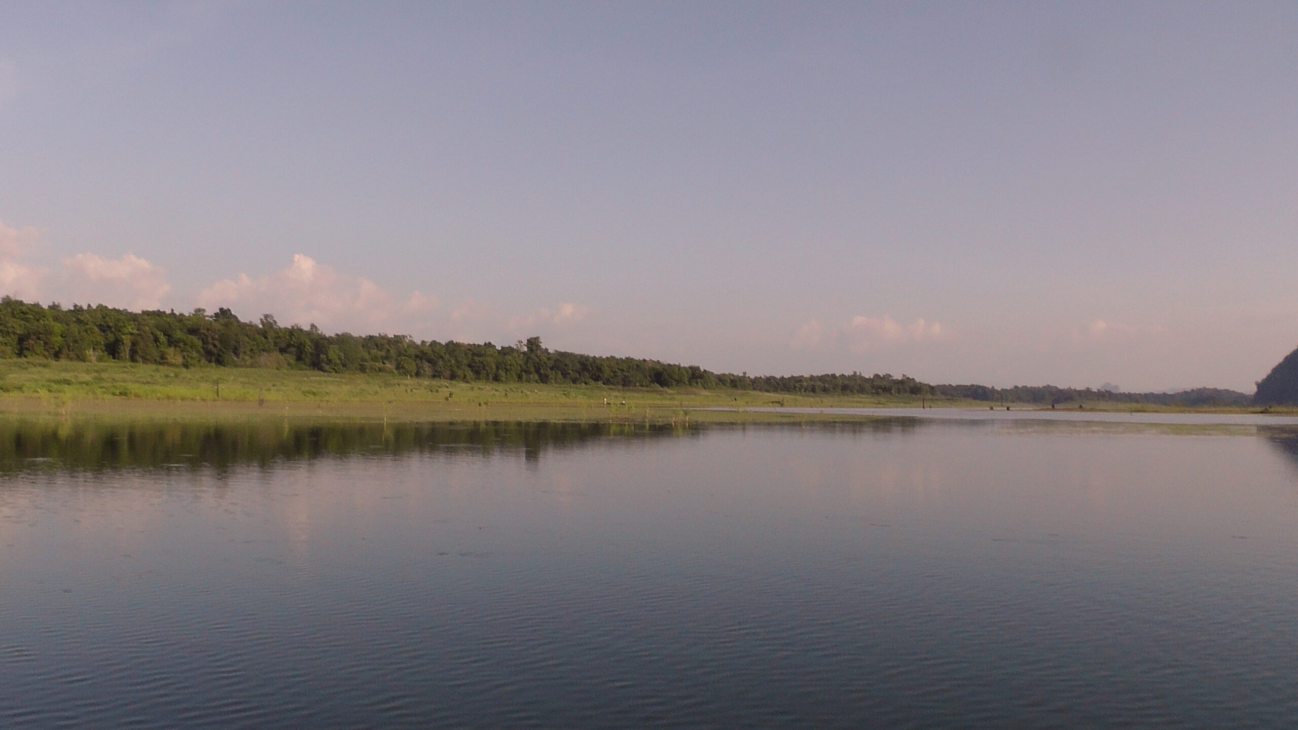 הדרך הנהדרת מקנצ'נבורי לכיוון הגבול עם בורמה לא תשאיר אתכם אדישים