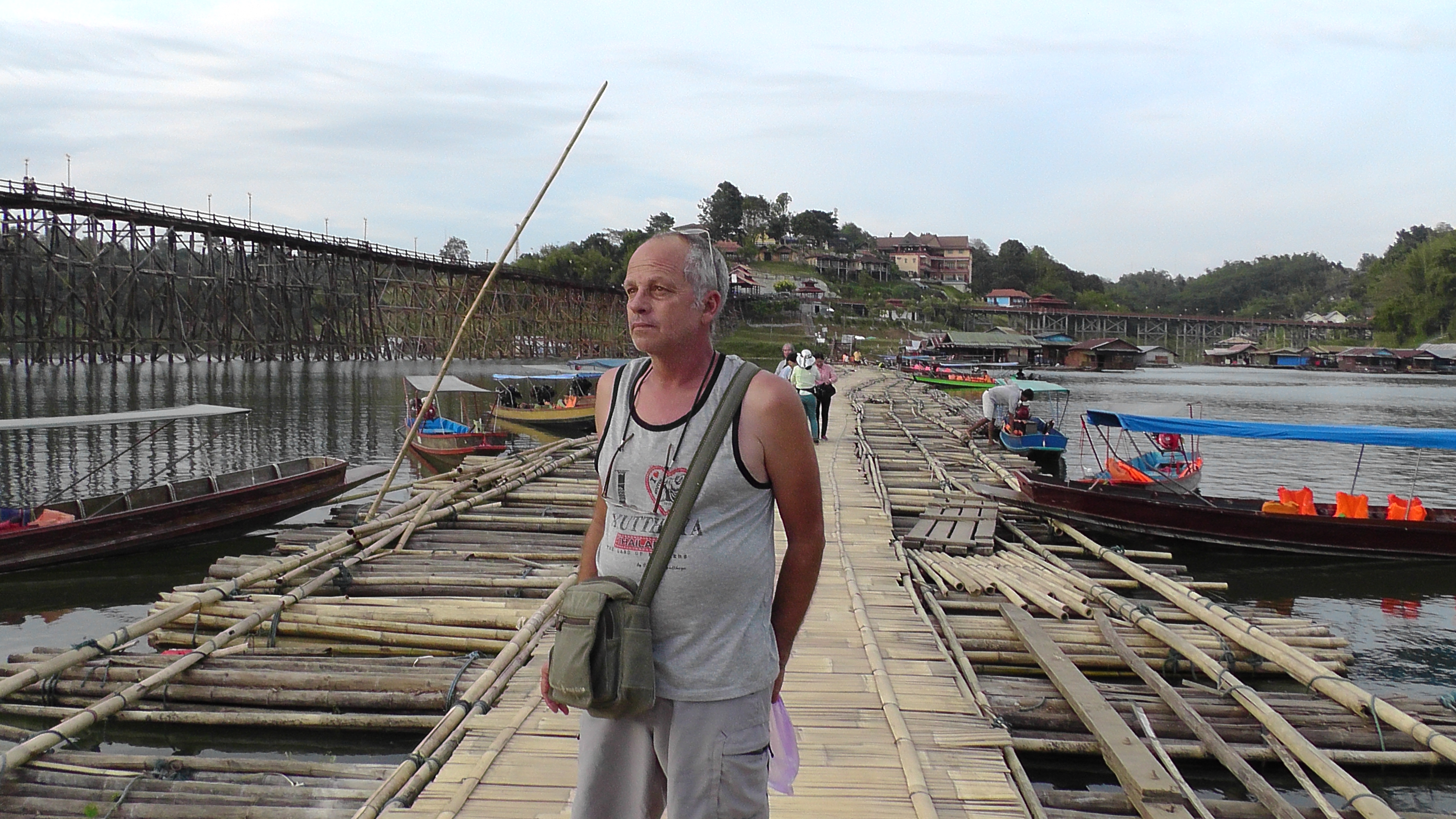 the longest wooden bridge in Thailand - Saphan Mon