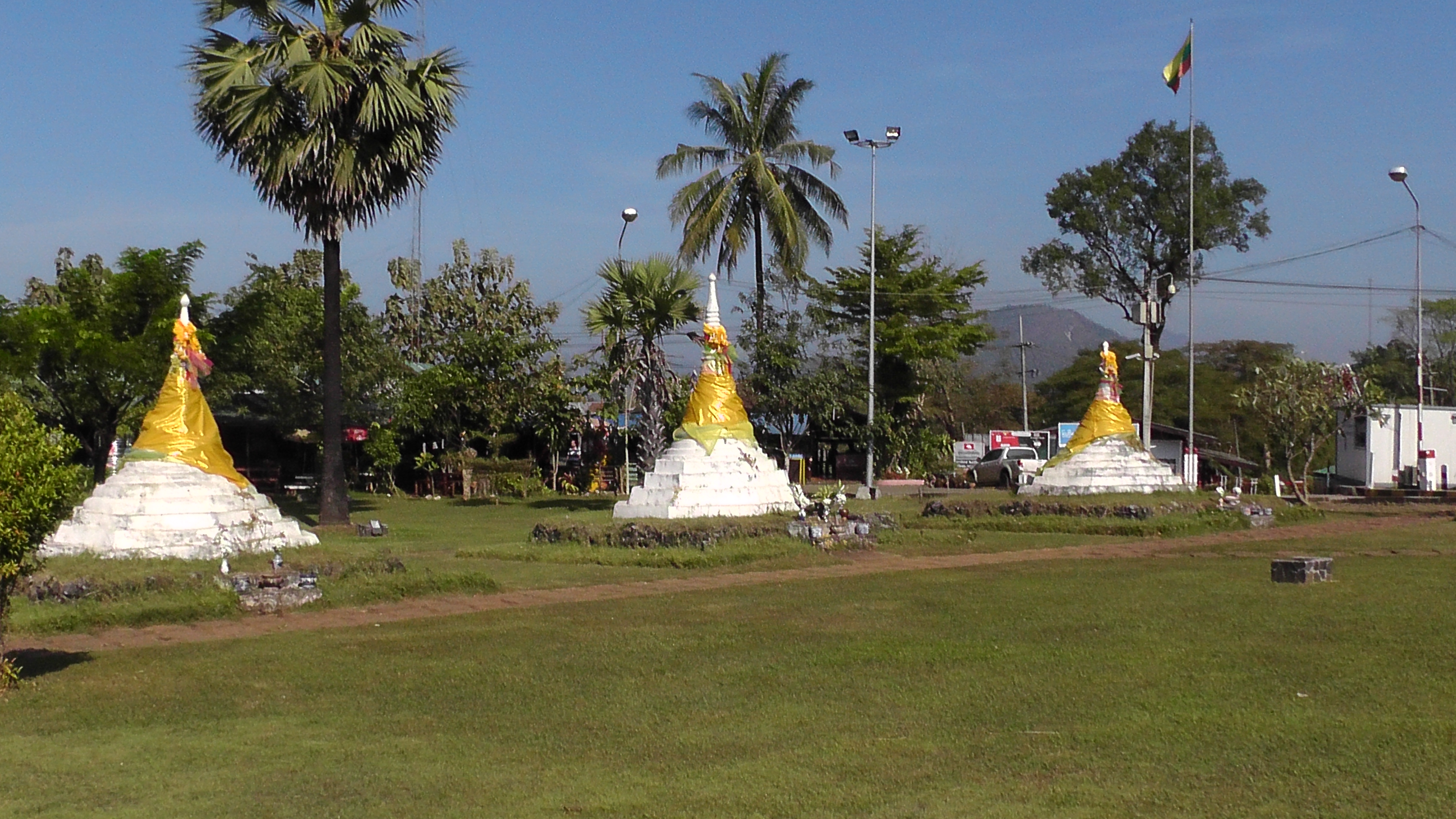 on the Myniamar thai border
