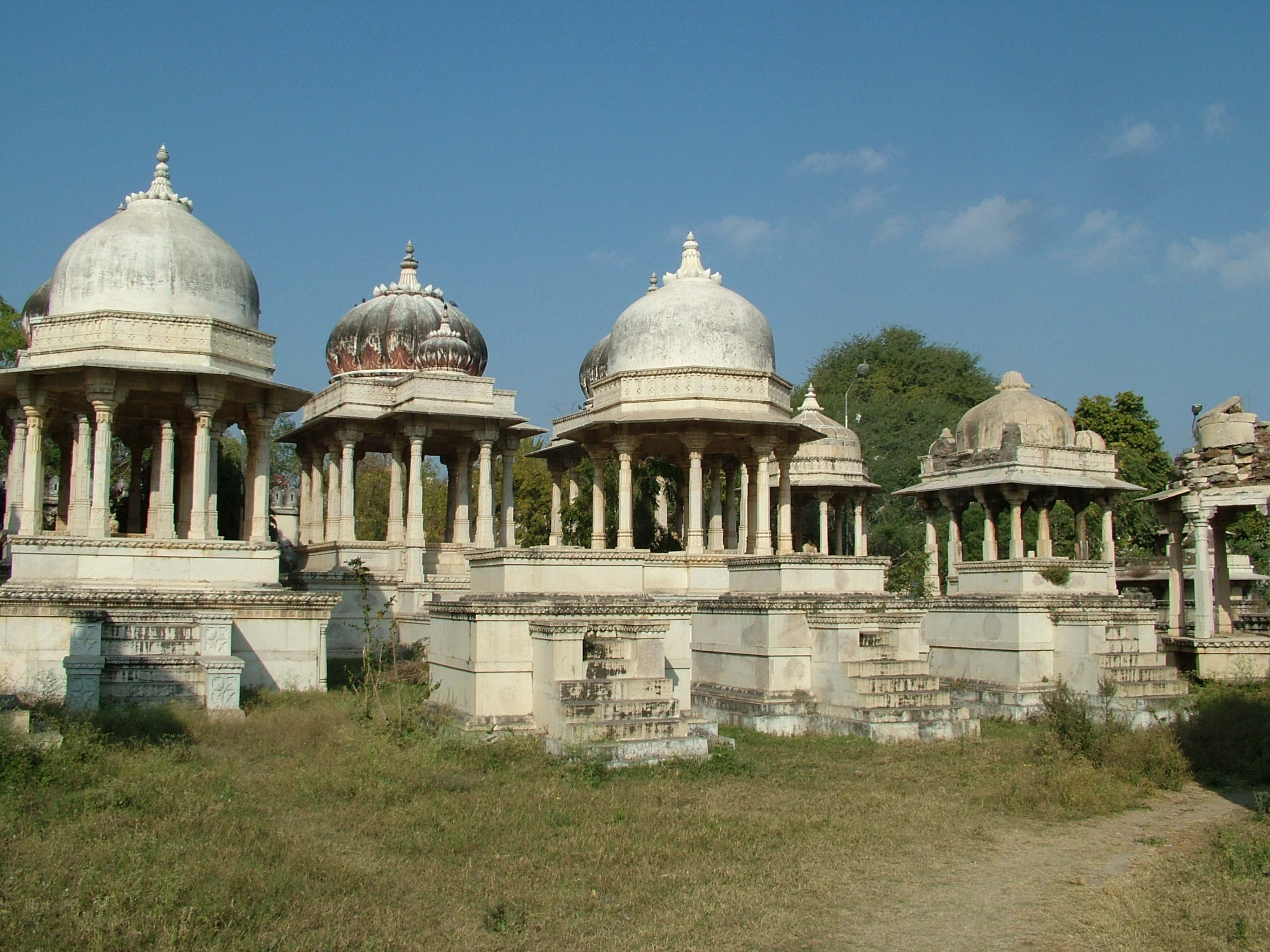 מצבות שליטי אודיפור