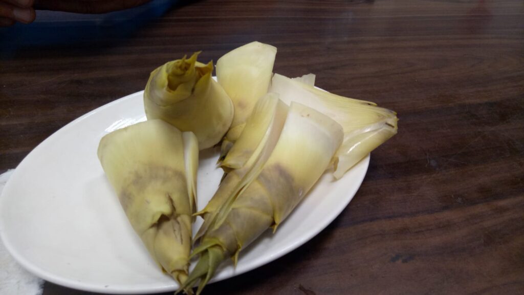 מנת נצרי במבוק מבושלים