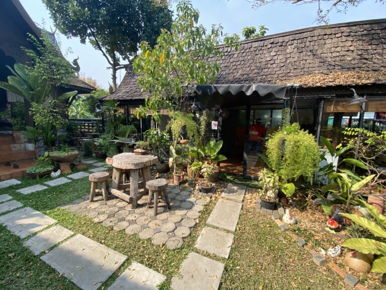 Weangboon vegan restaurant lampang thailand