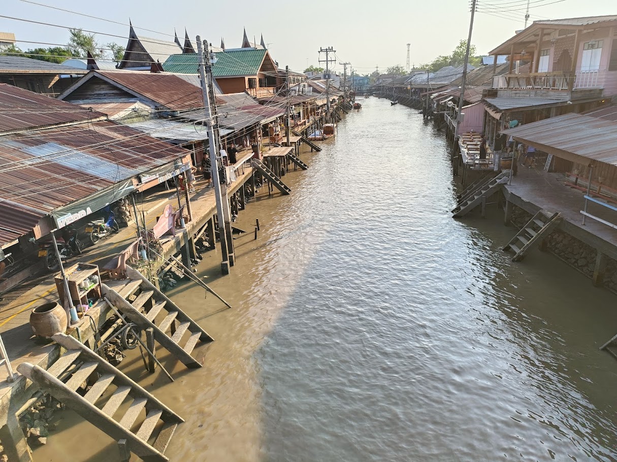 לשוט לשוק של אמפאווה