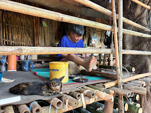 Long Neck Karen Village