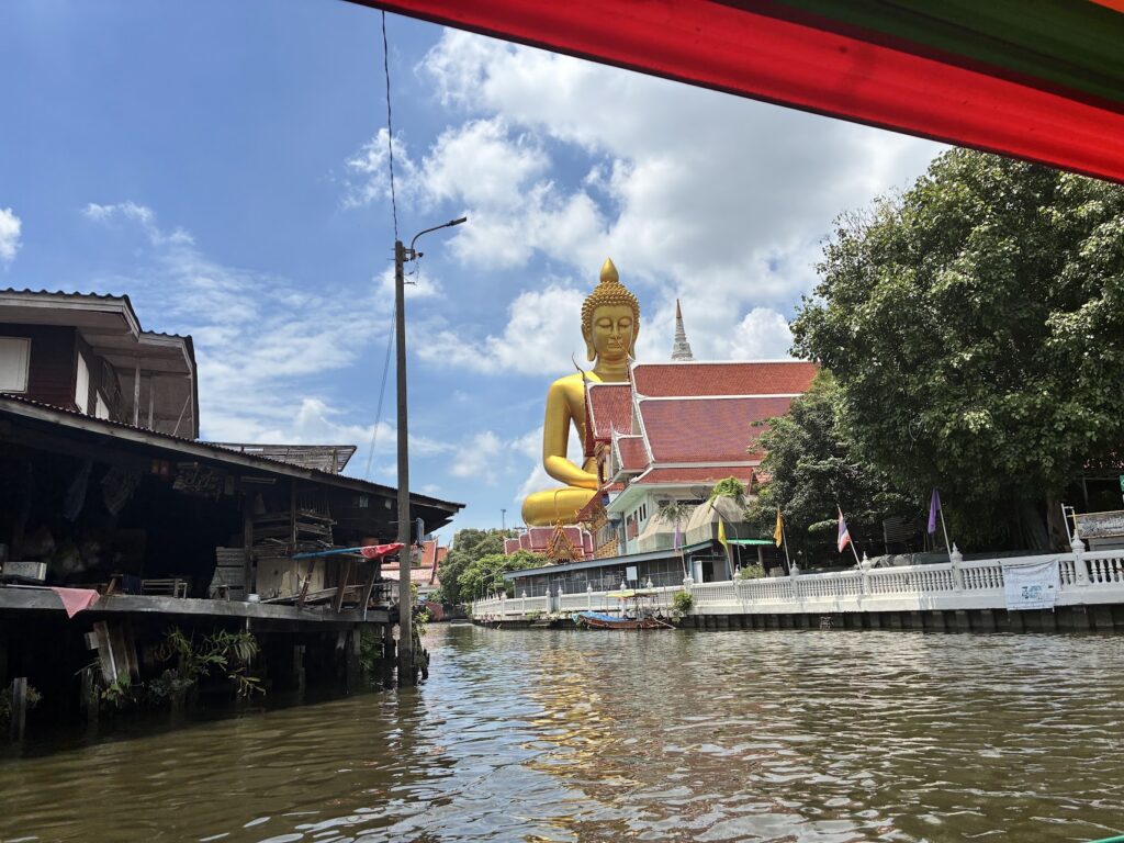 Wat Paknam Phasi Charoen