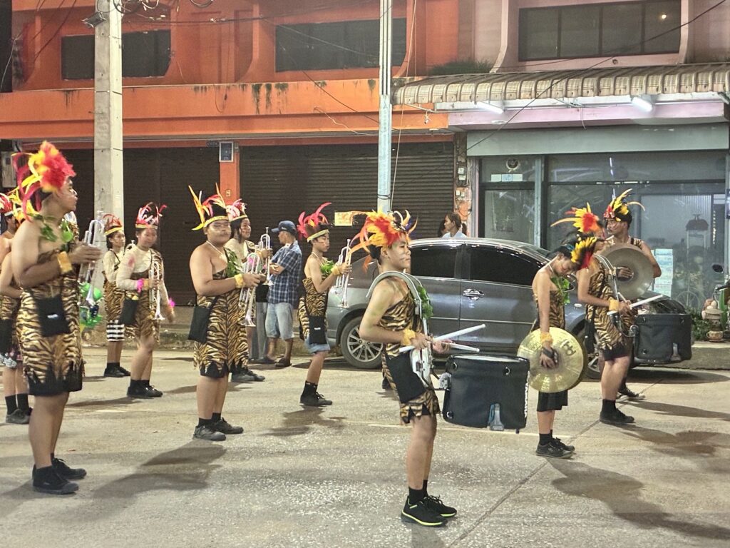 Um Phra Dam Nam Festival