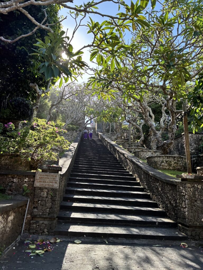 Uluwatu Temple bali 