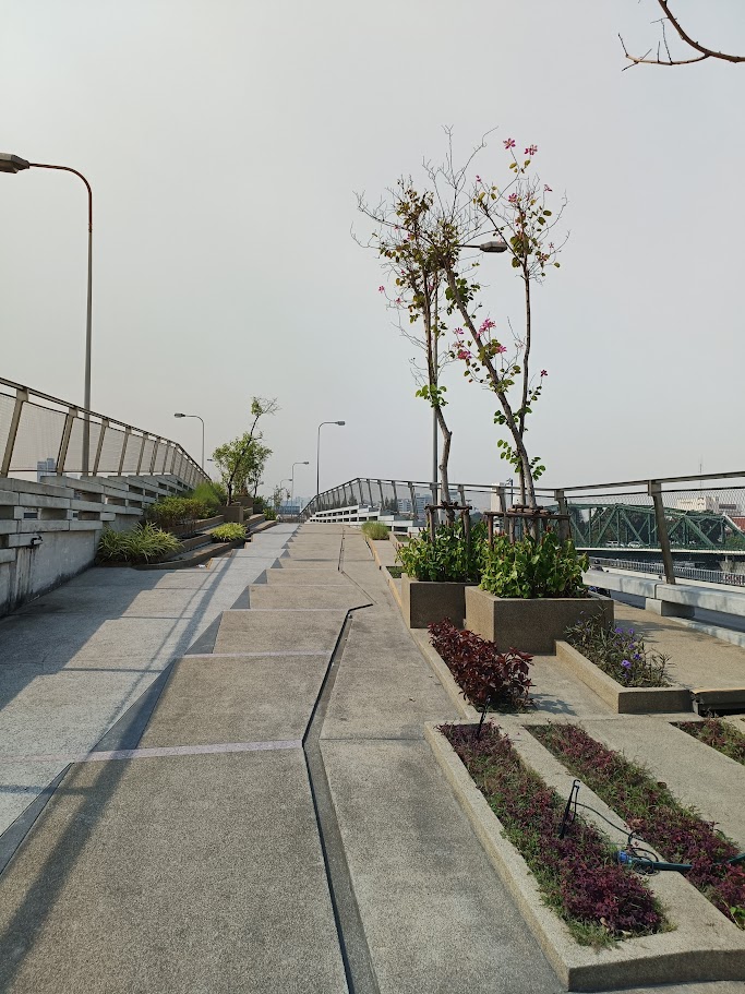 Chao Phraya Sky Park