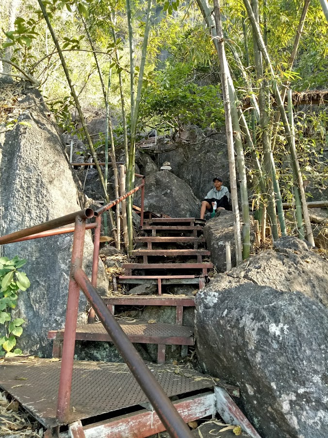 Wat Chaloem Phra Kiat Phrachomklao Rachanusorn Wat Chaloem Phra Kiat Phrachomklao Rachanusorn