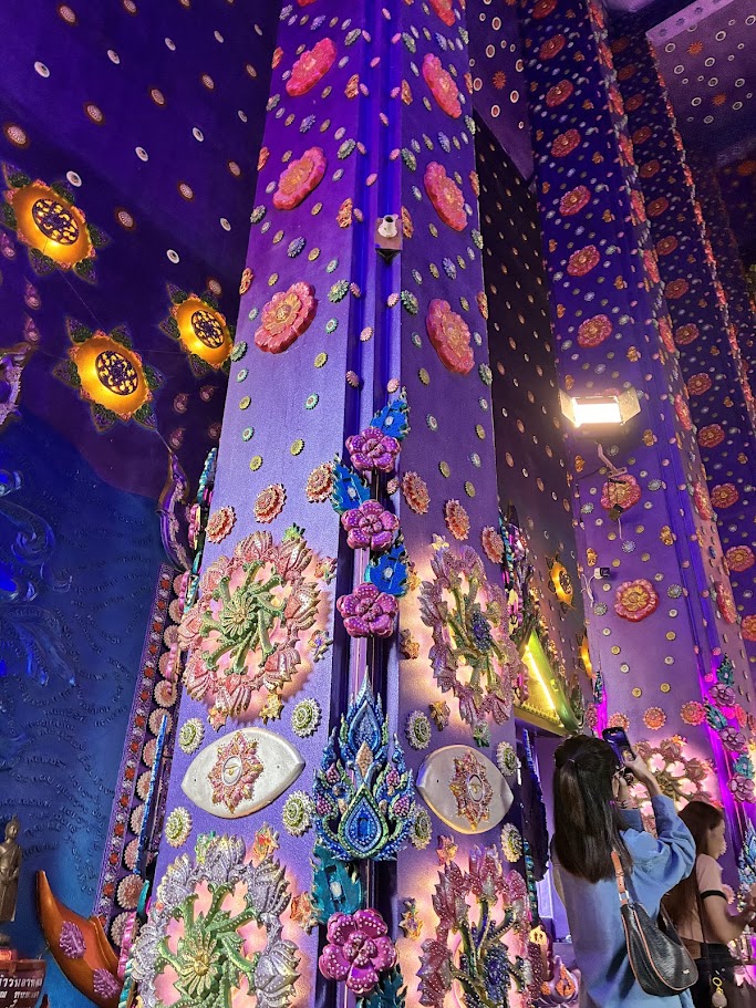 Wat Klang Khlong Watthana Ram