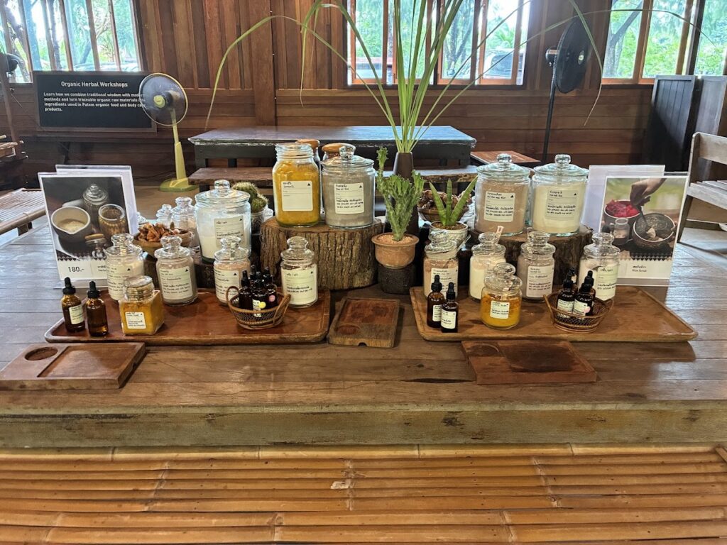  Patom Organic Village