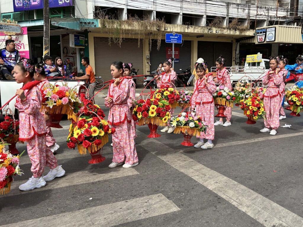 Thung Si Muang פסטיבל בעיר אודון טאני Thung Si Muang פסטיבל בעיר אודון טאני